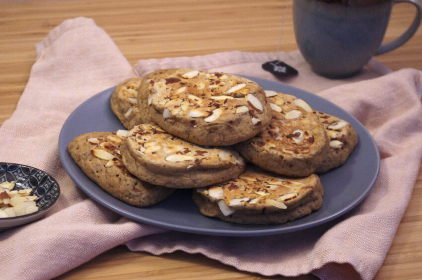 almond poppyseed pancakes